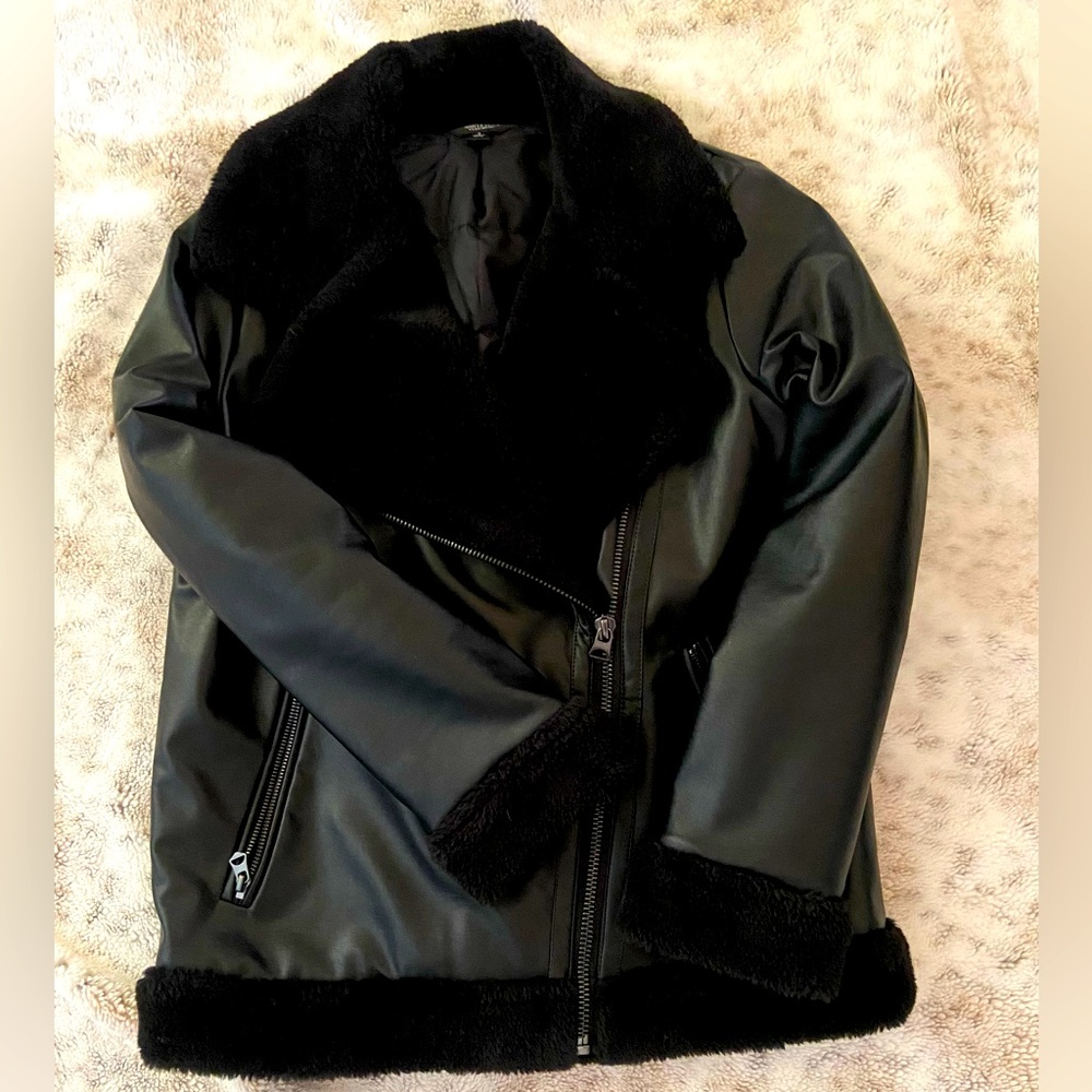 Women’s Vera Wang leather jacket.
